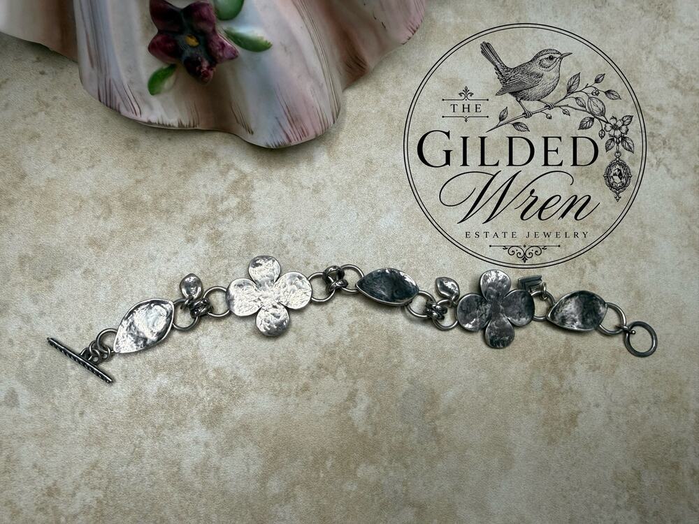 Retired Silpada B1705 Sterling Silver Hammered Clover Flower Leaf Bracelet 925